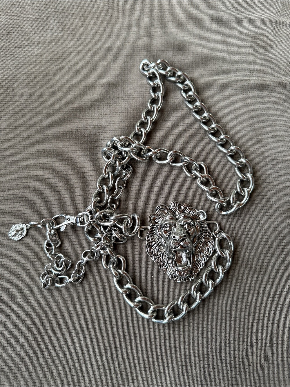 Lion of Judah Chain Link Silver tone belt